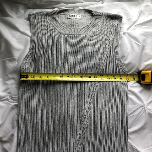 Grey Cross Sweater Vest LF - Picture 5 of 7